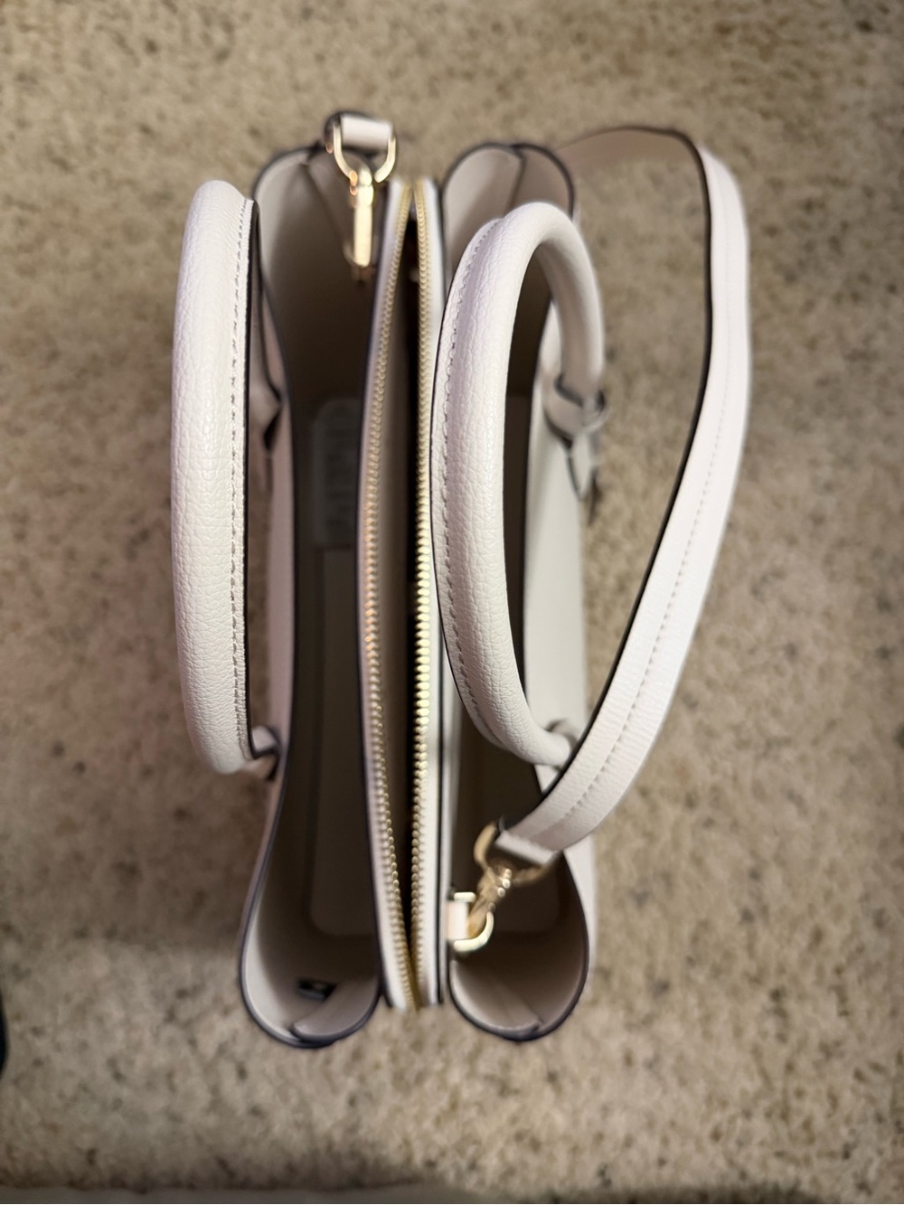 kate spade Cream Pebbled Leather Tote with Heart Luggage Tag - Picture 4 of 5